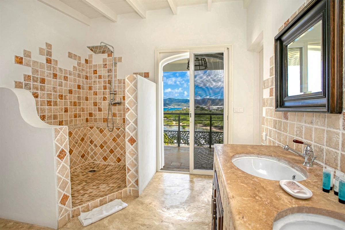 Villa rental in St Martin -  The bathroom 1